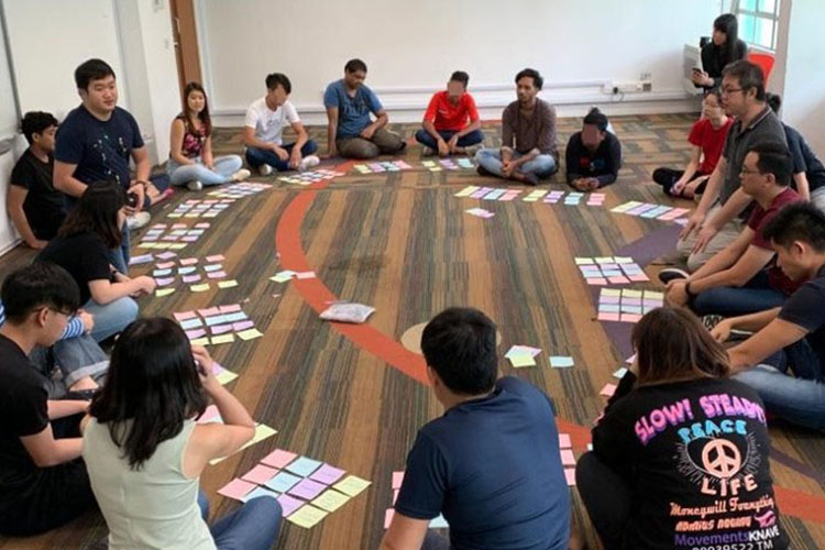 Young probationers participating in a volunteer-run programme (MSF)